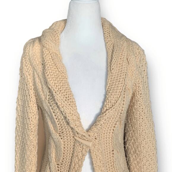 Bebe Beige Chunky Knit Longline Cardigan Sweater Shawl Collar Toggle Closure - Picture 2 of 11